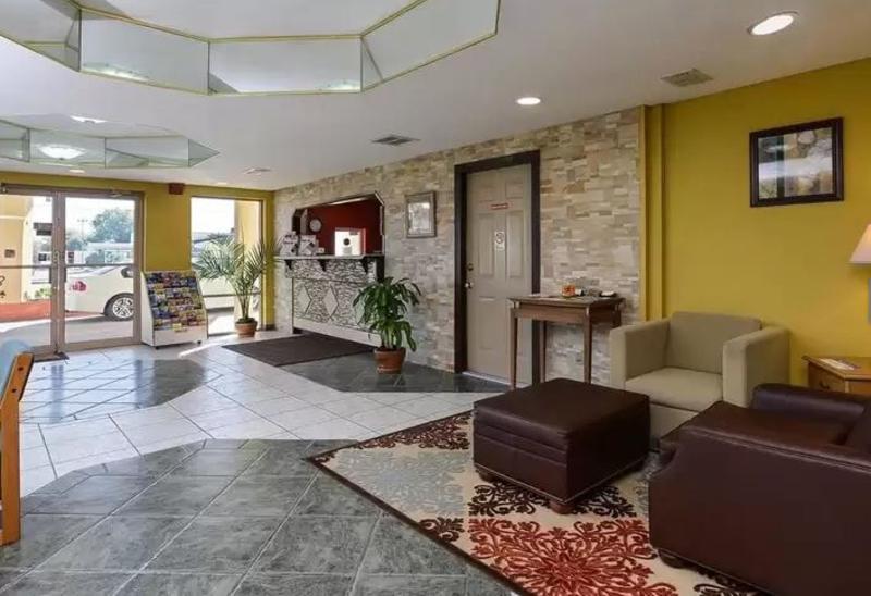 Travel Inn 温特黑文 外观 照片